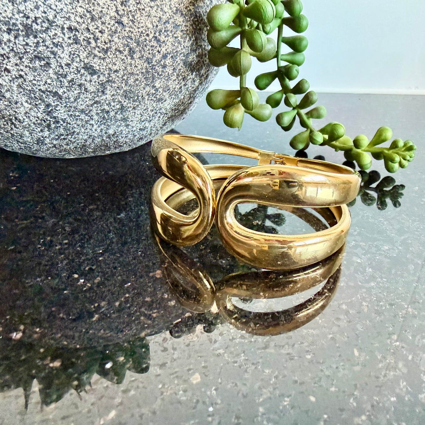 Chunky Hinged Bangle - Gold