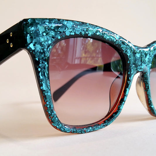 Emerald Flared Square Sunglasses