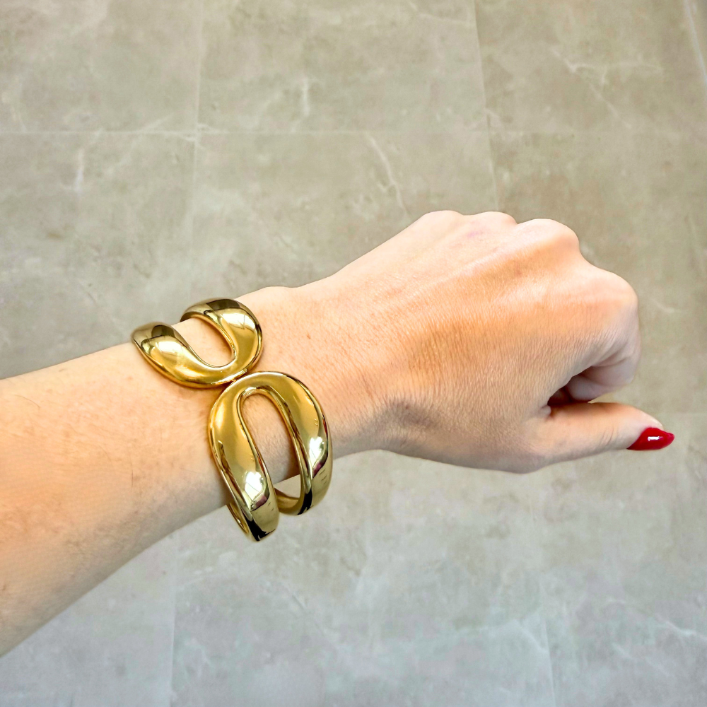 Chunky Hinged Bangle - Gold