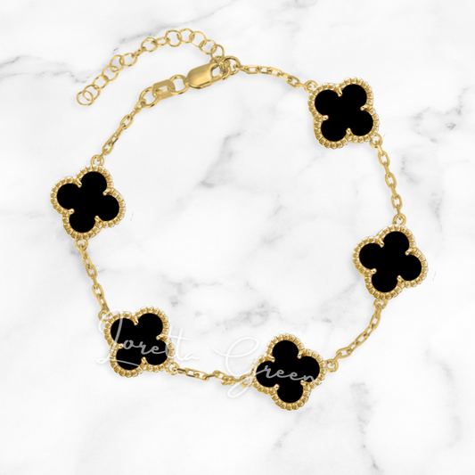 Clover Bracelet on Gold