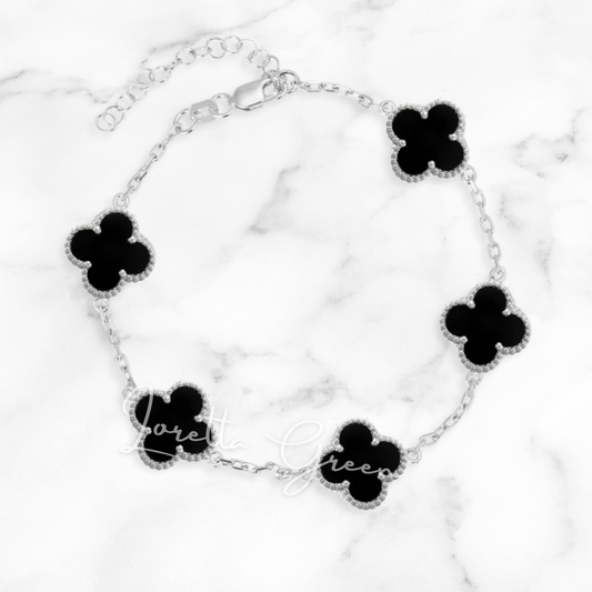 Clover Bracelet on Silver