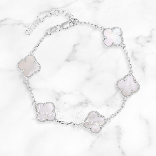 Clover Bracelet on Silver