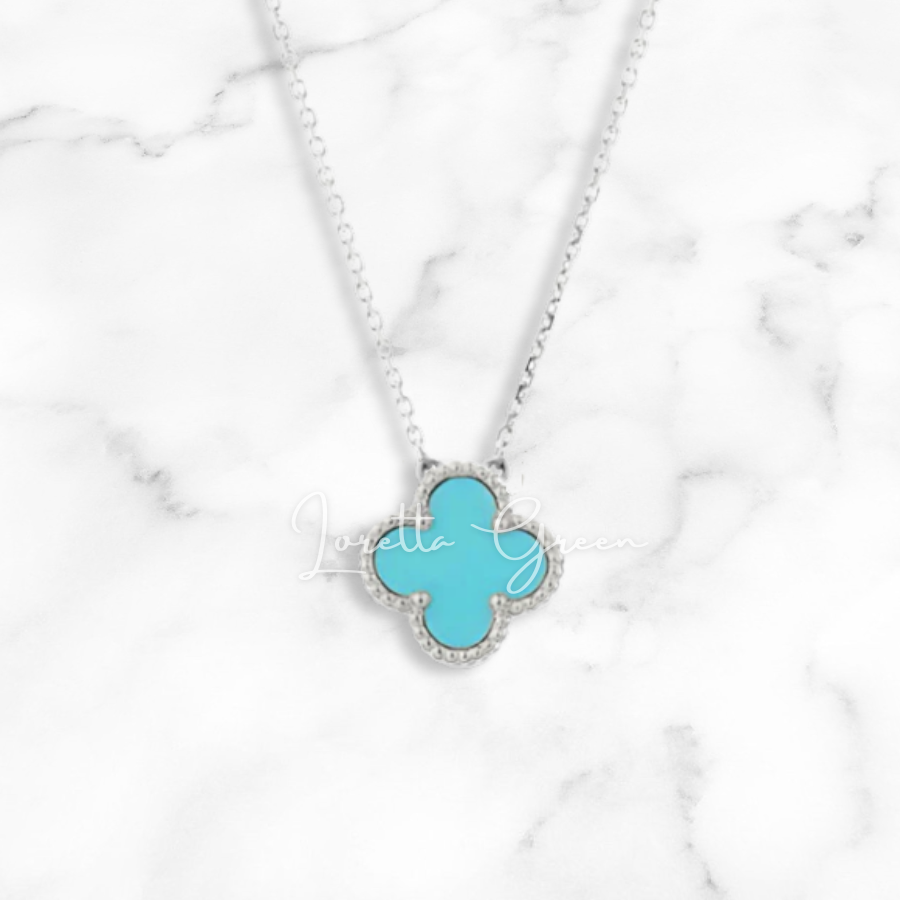 Clover Necklace on Silver