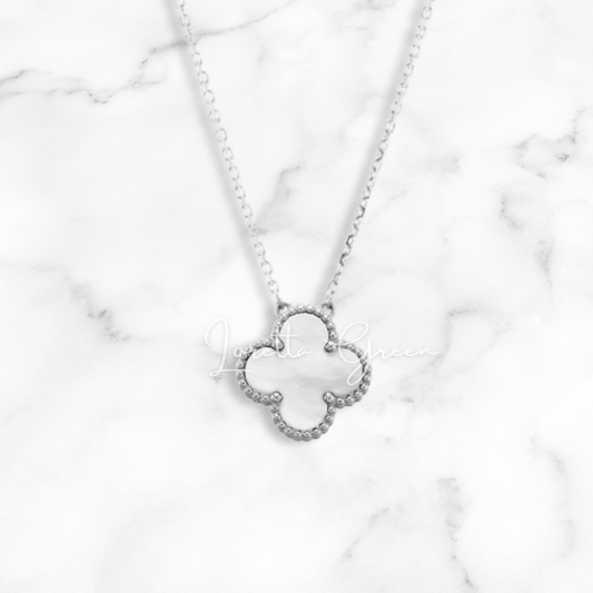 Clover Necklace on Silver